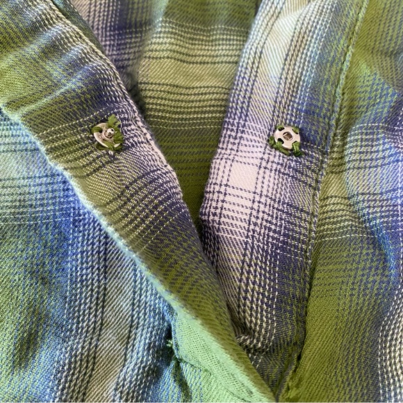 Oversized flannel / plaid top - Picture 2 of 4